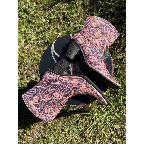 Helen’s Heart Pink Sequin Western Boots Size 8 Pointed Toe Mid Calf Heeled NWT - Picture 6 of 15